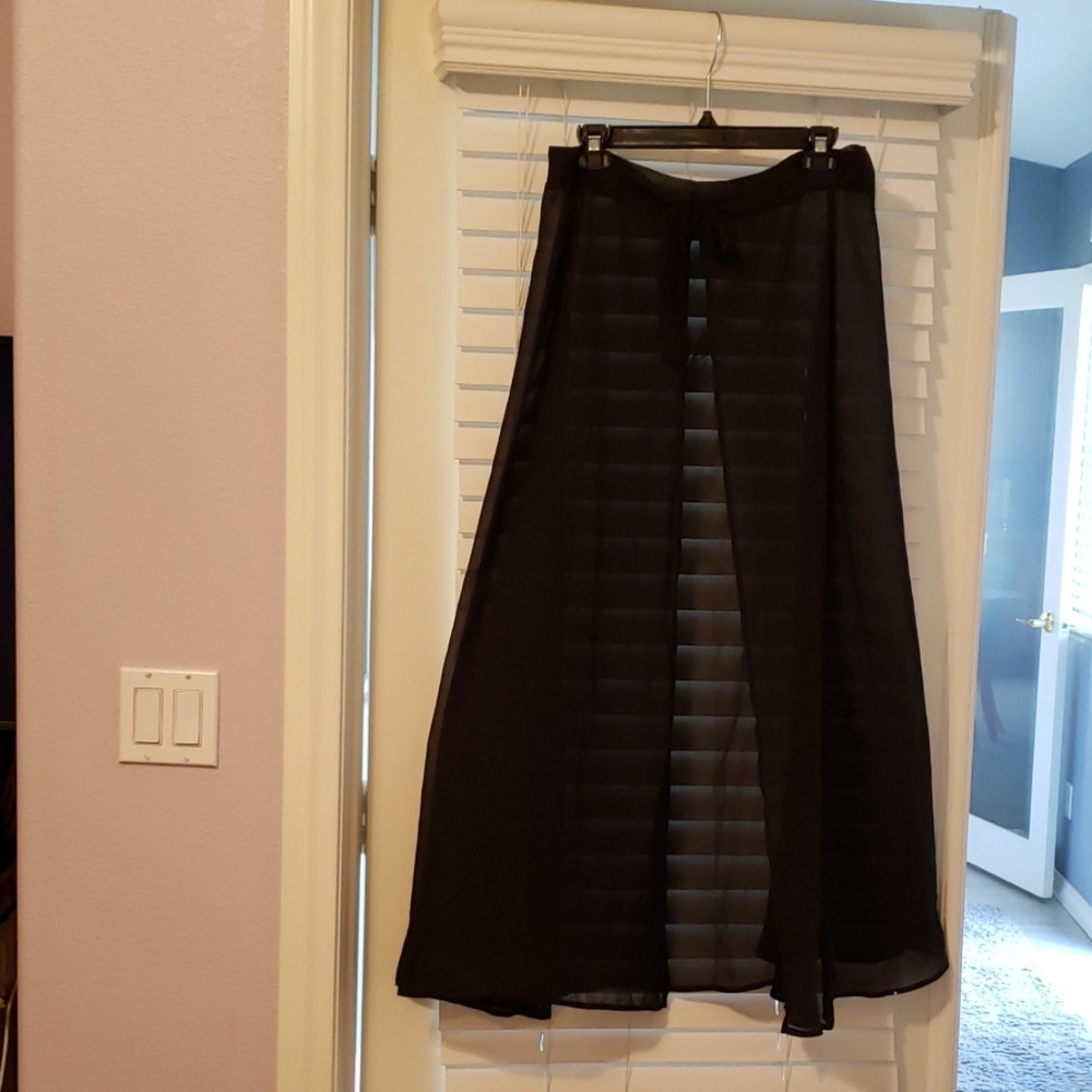 Black beach coverup